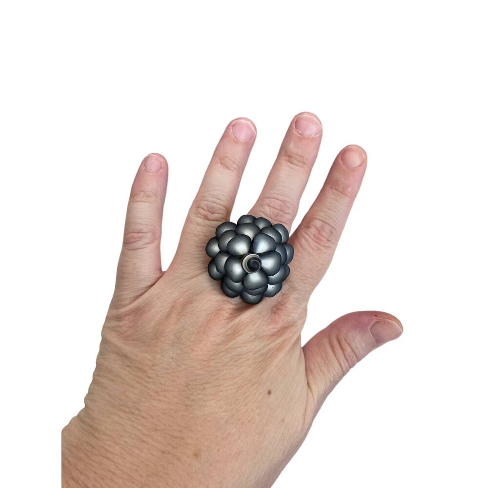Black flower ring size 8.5
